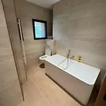 Porto-vecchio, Luxueuse 8 Pers, 4 Chambres, Piscine Privee Willa
