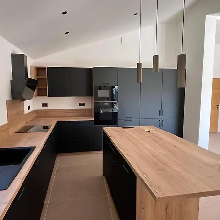 Porto-vecchio, Luxueuse 8 Pers, 4 Chambres, Piscine Privee * بورتو فيكشْيو