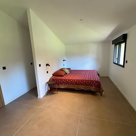 Villa Porto-vecchio, Luxueuse 8 Pers, 4 Chambres, Piscine Privee *