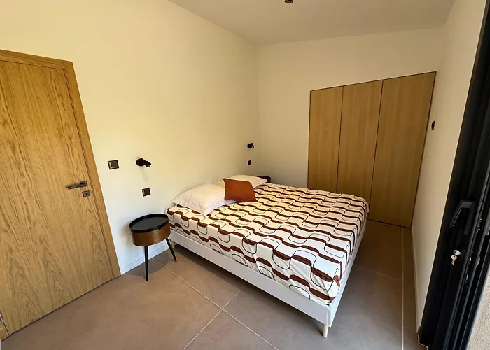 Villa Porto-vecchio, Luxueuse 8 Pers, 4 Chambres, Piscine Privee